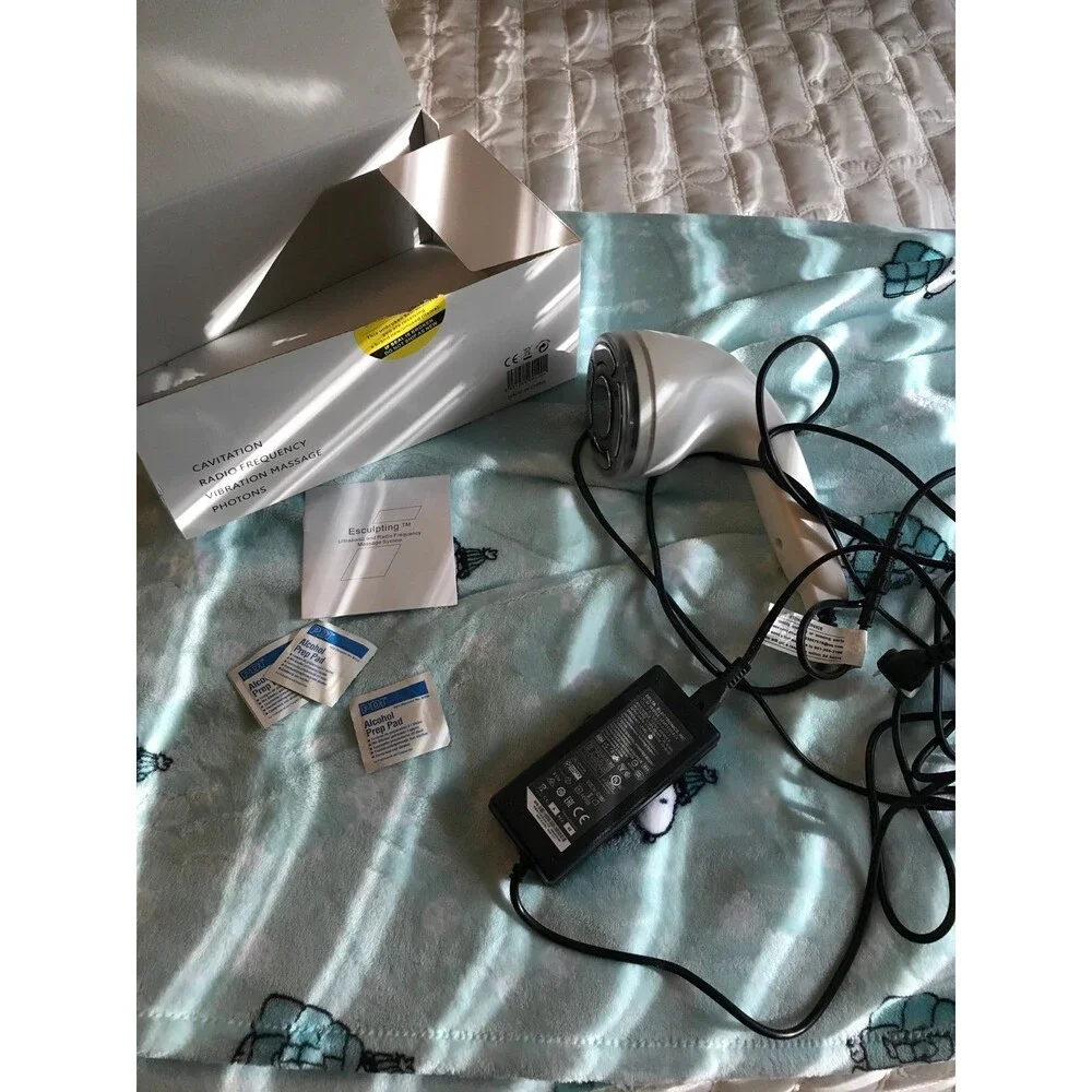 E sculpting body cavitation device